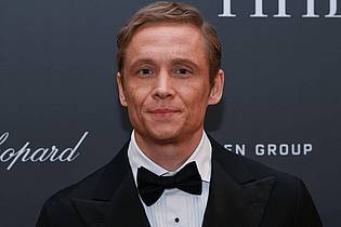 Hendrik Schmidt/dpa | Schauspieler Matthias Schweighöfer übernimmt bei «Elio» eine Sprechrolle. 