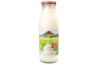 Ralph Kaiser/Stiftung Warentest/dpa-tmn | Die Schwarzwaldmilch Schlagsahne aus frischer Weidemilch bekam die Bestnote 1,7. 