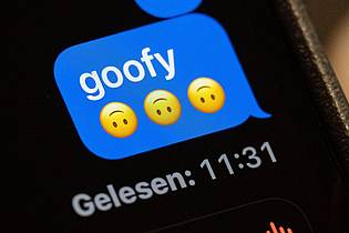 Carla Benkö/dpa | «Goofy» war 2023 das Jugendwort des Jahres und beschreibt einen Tollpatsch. (Archivbild)