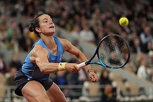 Christophe Ena/AP/dpa | Lois Boisson schreibt in Paris weiter an ihrem Tennis-Märchen.