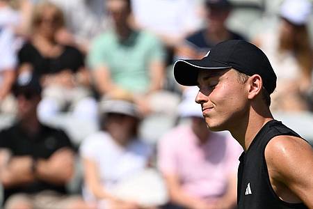 Marijan Murat/dpa | Tennis-Teenager Justin Engel beeindruckte trotz seiner Viertelfinal-Niederlage in Stuttgart.