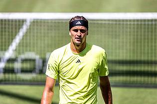 David Inderlied/dpa | Alexander Zverev hatte zum Auftakt in Halle keine Mühe.