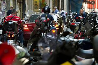 Arno Burgi/dpa-Zentralbild/dpa | Griechenland hat eine der höchsten Verkehrstoten-Quoten in der EU