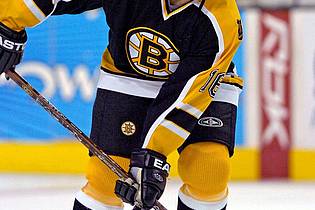 Cj Gunther/EPA/dpa | Marco Sturm spielte fünf Jahre für die Boston Bruins.