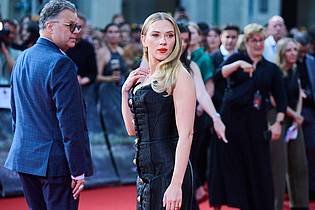 Annette Riedl/dpa | «Jurassic World: Die Wiedergeburt» (Kinostart 2. Juli) wurde unter anderen in Thailand und Malta gedreht. (Bild von der Deutschland-Premiere am 18. Juni). 