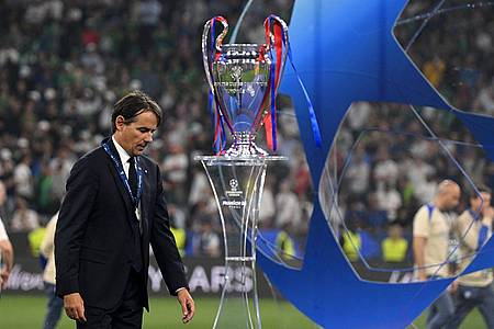 Robert Michael/dpa | Inter-Trainer Simone Inzaghi lässt seine Zukunft nach der Finalpleite offen.