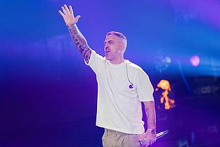 Rolf Vennenbernd/dpa | 2026 geht der Rapper auf Abschiedstour. Nun hat er zu den zehn Konzerten noch fünf Zusatztermine angekündigt. (Archivbild)