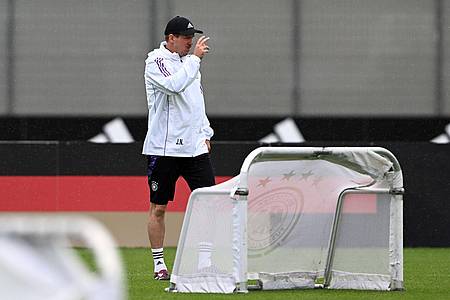 Federico Gambarini/dpa | Julian Nagelsmann beim Abschlusstraining.