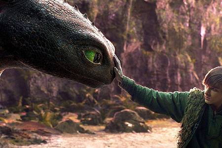 Universal Pictures/dpa | Mason Thames (r) als Hiccup. 