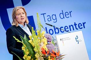 Kay Nietfeld/dpa | Arbeitsministerin Bärbel Bas (SPD) will bei der Reform des Bürgergelds Tempo machen.
