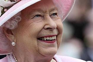 Queen Elizabeth II. feiert an diesem Wochenende sieben Jahrzehnte auf dem Thron. Foto: Yui Mok/Pool PA/dpa
