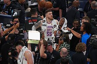 Nate Billings/AP/dpa | Isaiah Hartenstein will mit Oklahoma City Thunder den NBA-Titel holen.