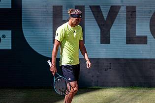 David Inderlied/dpa | Alexander Zverev muss weiter auf seinen ersten Rasen-Titel warten.