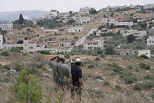 Maya Alleruzzo/AP/dpa | Nach Angaben der israelischen Friedensbewegung Peace Now handelt es sich bei der Genehmigung um die größte Siedlungserweiterung seit Jahrzehnten. (Archivbild)