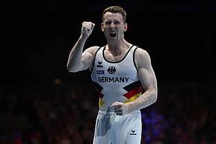 Marijan Murat/dpa | Jubelfaust bei Nils Dunkel.