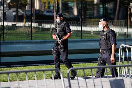 Armando Franca/AP/dpa | Beobachter fordern mehr Präventionsmaßnahmen gegen Rechtsextremismus in Portugal. (Archivfoto)