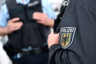 Sven Hoppe/dpa | Immer häufiger gehen Straftaten gegen Bundespolizisten in die Statistik ein. (Symbolbild)
