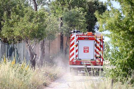 Joao Matos/AP/dpa | Bei der neuen Suche nach dem seit gut 18 Jahren verschwundenen kleinen Mädchen Madeleine McCann soll auch ein Bodenradar zum Einsatz kommen.