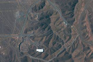 ---/Satellite image ©2019 Maxar Technologies/AP/dpa | Die Anlage in Fordo liegt tief unter der Erde. (Archivbild)