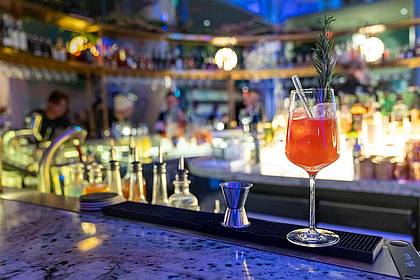 Florian Schuh/dpa-tmn | Genuss statt Rausch: Viele Cocktail-Klassiker gibt es heute in alkoholarmen Versionen - oder ganz ohne Promille. 
