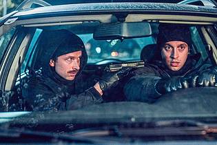 Petro Domenigg/ARD Degeto/dpa | Alexander Woltschak (l) als Leonhard Kelz und Jakob Volkmann als Tilman Tuppy in einer Szene des Krimis «Tatort: Wir sind nicht zu fassen!»