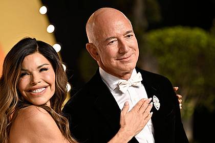 Evan Agostini/Invision/dpa | Der Amazon-Gründer und die Journalistin wollen mit etwa 200 Gästen feiern. (Archivbild)