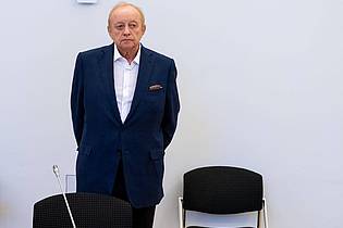Sven Hoppe/dpa | Der Starkoch will sich gegen die Vorwürfe verteidigen. (Archivbild)