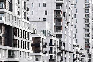 Die Bundesbank warnt schon seit Jahren vor Überbewertungen am Immobilienmarkt. Die starken Preissteigerungen in Deutschland und anderen europäischen Länder alarmierten zuletzt auch den EU-Risikorat ESRB. Foto: Marcel Kusch/dpa