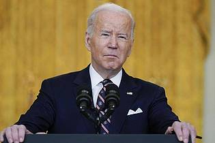 US-Präsident Joe Biden spricht im East Room des Weißen Hauses zur Lage in der Ukraine. Foto: Alex Brandon/AP/dpa