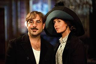 ---/Prokino.de/dpa | Szene aus den Film «Die Bonnards - malen und lieben», mit Vincent Macaigne (l) als Pierre Bonnard und Cécile De France als  Marthe de Méligny. 