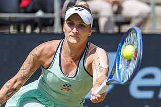 Andreas Gora/dpa | Marketa Vondrousova fühlt sich wohl auf Rasen. 