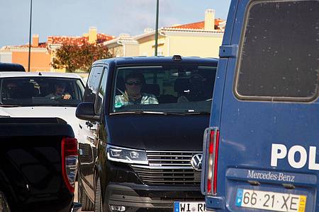 Joao Matos/AP/dpa | Die erneute Suchaktion nach der in Portgugal verschwundenen Maddie findet auf Antrag der deutschen Justiz statt.
