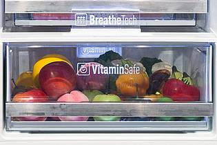 Florian Schuh/dpa-tmn | Plastik raus, Luft rein: Obst und Gemüse sollte lieber luftig als in geschlossenen Verpackungen aufbewahrt werden.