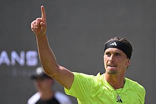 Marijan Murat/dpa | Alexander Zverev kann in Stuttgart seinen 25. Titel gewinnen. 
