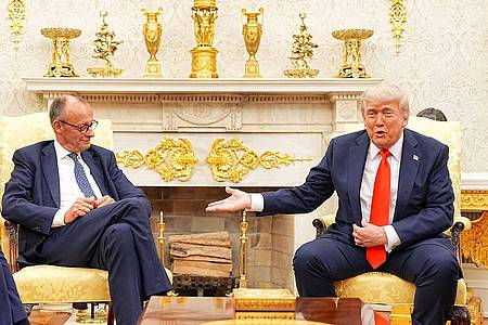 Michael Kappeler/dpa | Die Chemie zwischen Trump und Merz stimmt.