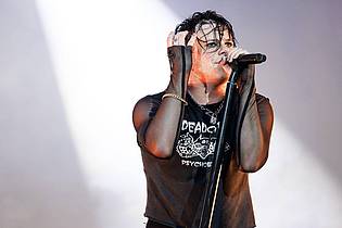 Florian Wieser/APA/dpa | Mit seinem vierten Studioalbum «Idols» geht Yungblud im Sommer und Herbst 2025 auf Tour (Archivbild).