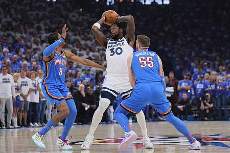 Nate Billings/AP/dpa | Hartenstein kann nun als zweiter Deutscher nach Dirk Nowitzki den NBA-Titel gewinnen.