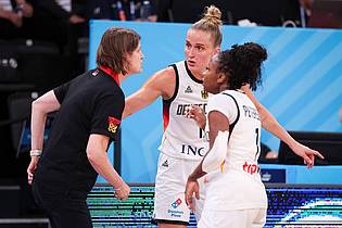 Christian Charisius/dpa | Leonie Fiebich (m) und Alexis Peterson (r) führten das deutsche Team an.