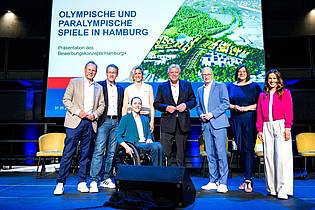 Daniel Bockwoldt/dpa | Der Start Hamburg ins Bewerbungs-Rennen um die Olympischen Spiele ist erfolgt.