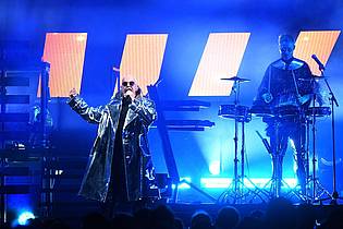 Felix Hörhager/dpa | Die Pet Shops Boys erinnern mit einem Song an Nawalny. (Archivbild)