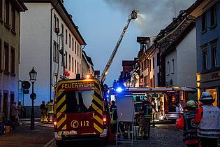 Joshua Rzepka/onw-images/dpa | Anwohner sollten Fenster und Türen geschlossen halten. 