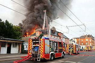 Christian Essler/Xcitepress/dpa | Der Brand brach im Dachgeschoss aus.