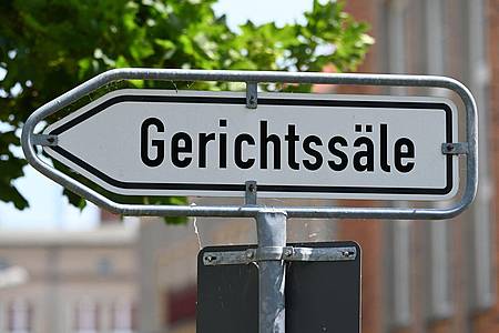 Stefan Sauer/dpa | Die Hürden für offensichtlich unbegründete Klagen, die darauf abzielen, missliebige Meinungen zu unterdrücken, sollen höher werden.