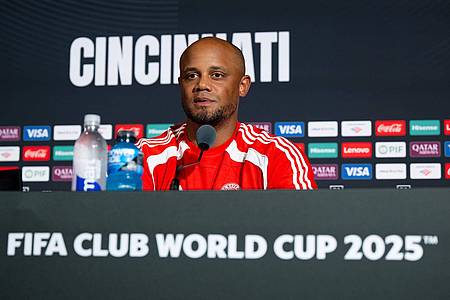 Sven Hoppe/dpa | Für Bayern-Trainer Vincent Kompany ist Leroy Sané in der ersten Phase der Club-WM noch «wichtig».