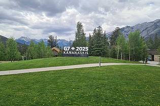 Sophia Weimer/dpa | Die kanadischen Rocky Mountains sind die Kulisse für den diesjährigen G7-Gipfel.