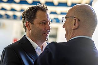 Frank Hammerschmidt/dpa | Der SPD-Vorsitzende Lars Klingbeil zeigt sich optimistisch für die Gespräche zur Kompensation der Länder zum Investitionspaket.