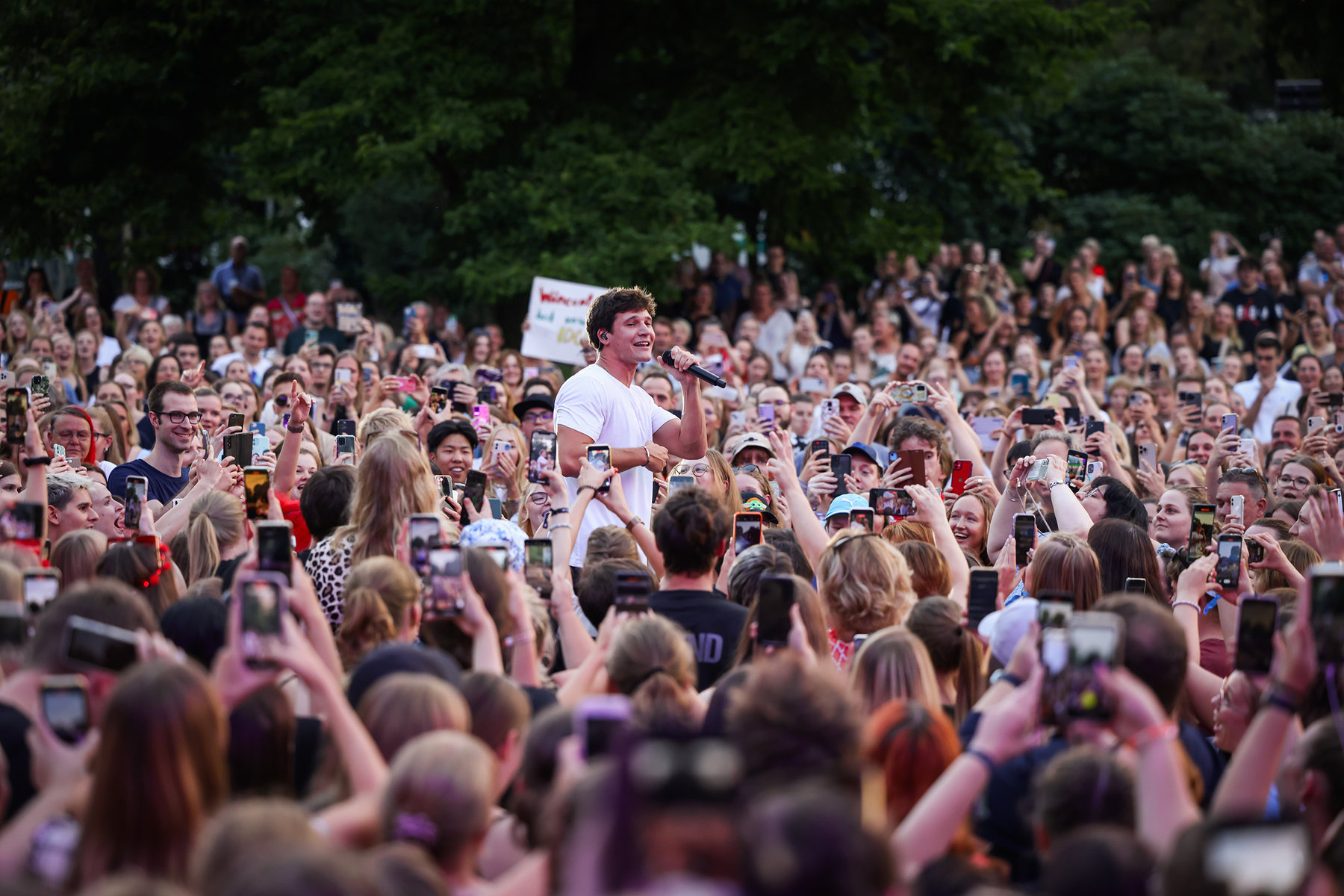 Wincent Weiss Konzert im Bürgerpark Bielefeld 2023
