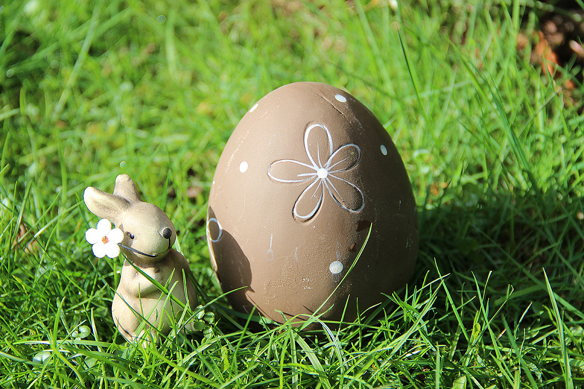 Osterrei mit Hase